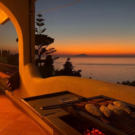 Bilocale Panoramico “Lo Sguardo” Daire Massa Lubrense Dış mekan fotoğraf