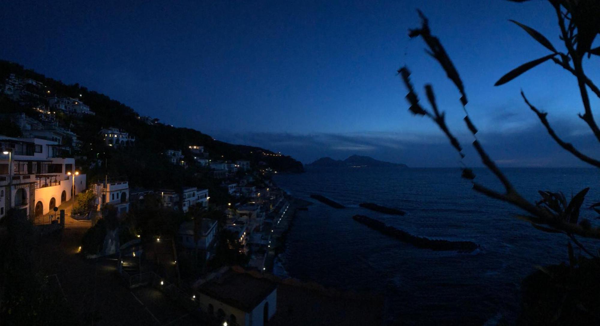 Bilocale Panoramico “Lo Sguardo” Daire Massa Lubrense Dış mekan fotoğraf