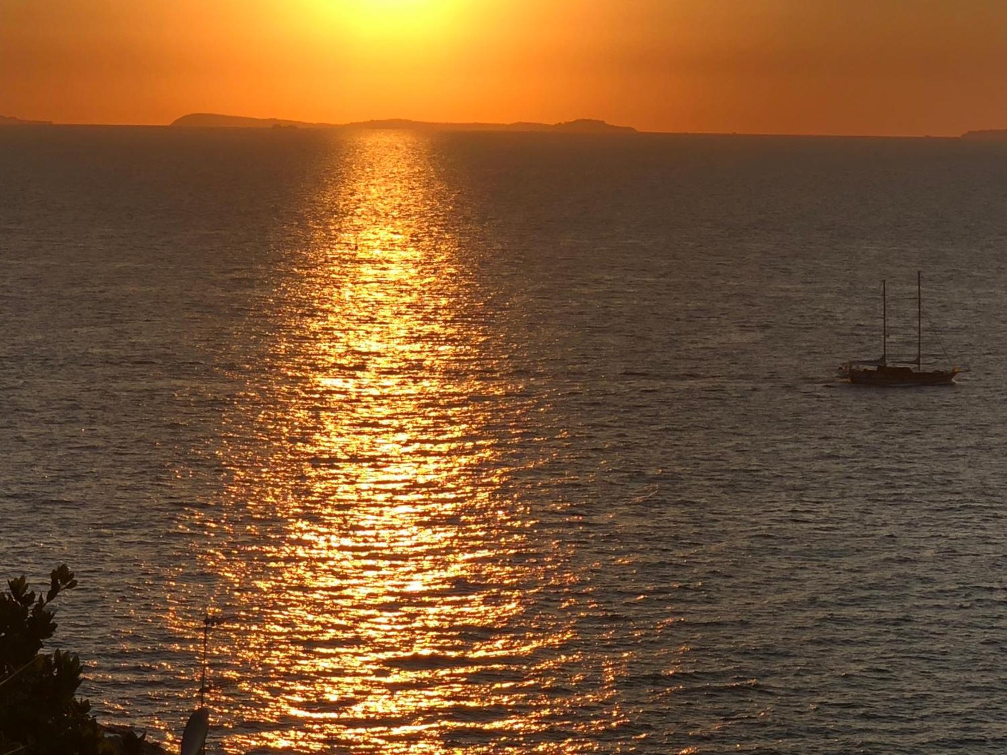 Bilocale Panoramico “Lo Sguardo” Daire Massa Lubrense Dış mekan fotoğraf